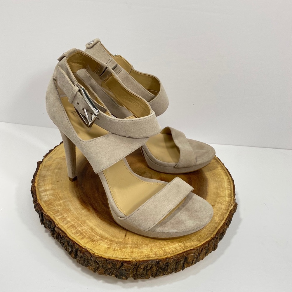 MICHAEL by Michael Kors Beige/ Nude Heels